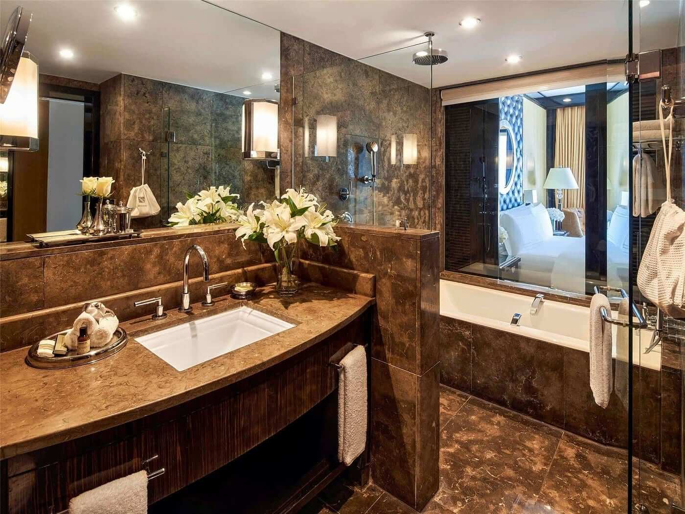 Bagno dell'hotel Fairmont Nile City Cairo